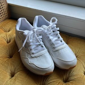 Reebok Women’s Classic Harman Run Sneaker, Size 10